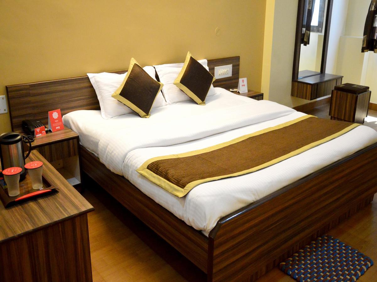 Oyo 6012 Hotel Rockwell Τζαϊπούρ Εξωτερικό φωτογραφία